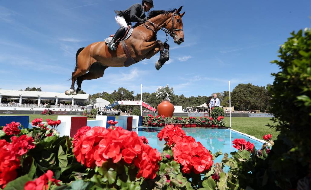 image PREMIER TITRE NATIONAL POUR JULIEN ÉPAILLARD DANS LE CHAMPIONNAT DE FRANCE PRO ÉLITE DE SAUT D’OBSTACLES - PRIX FFE